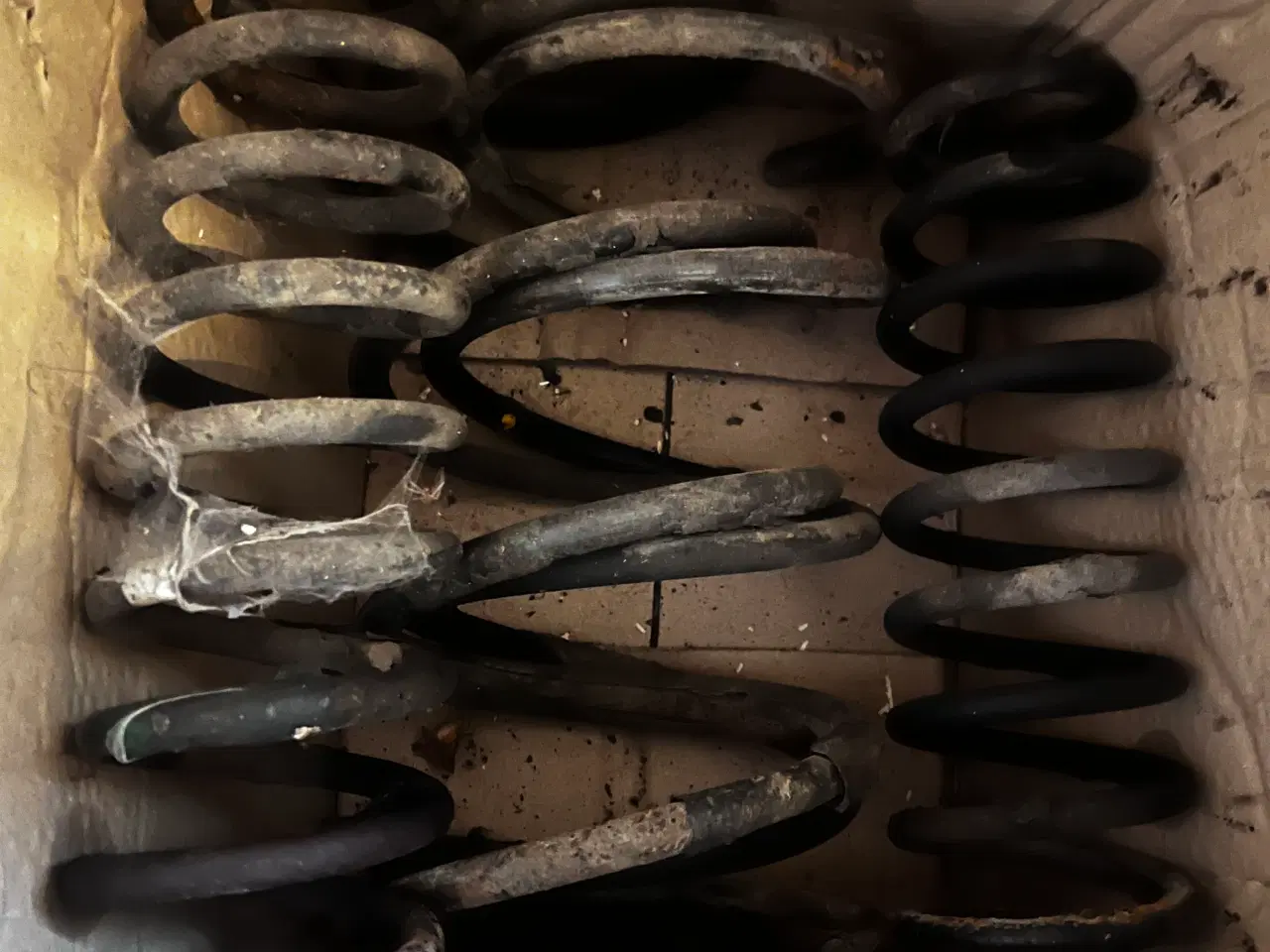 Billede 1 - Hyundai i 30 standart fjedre