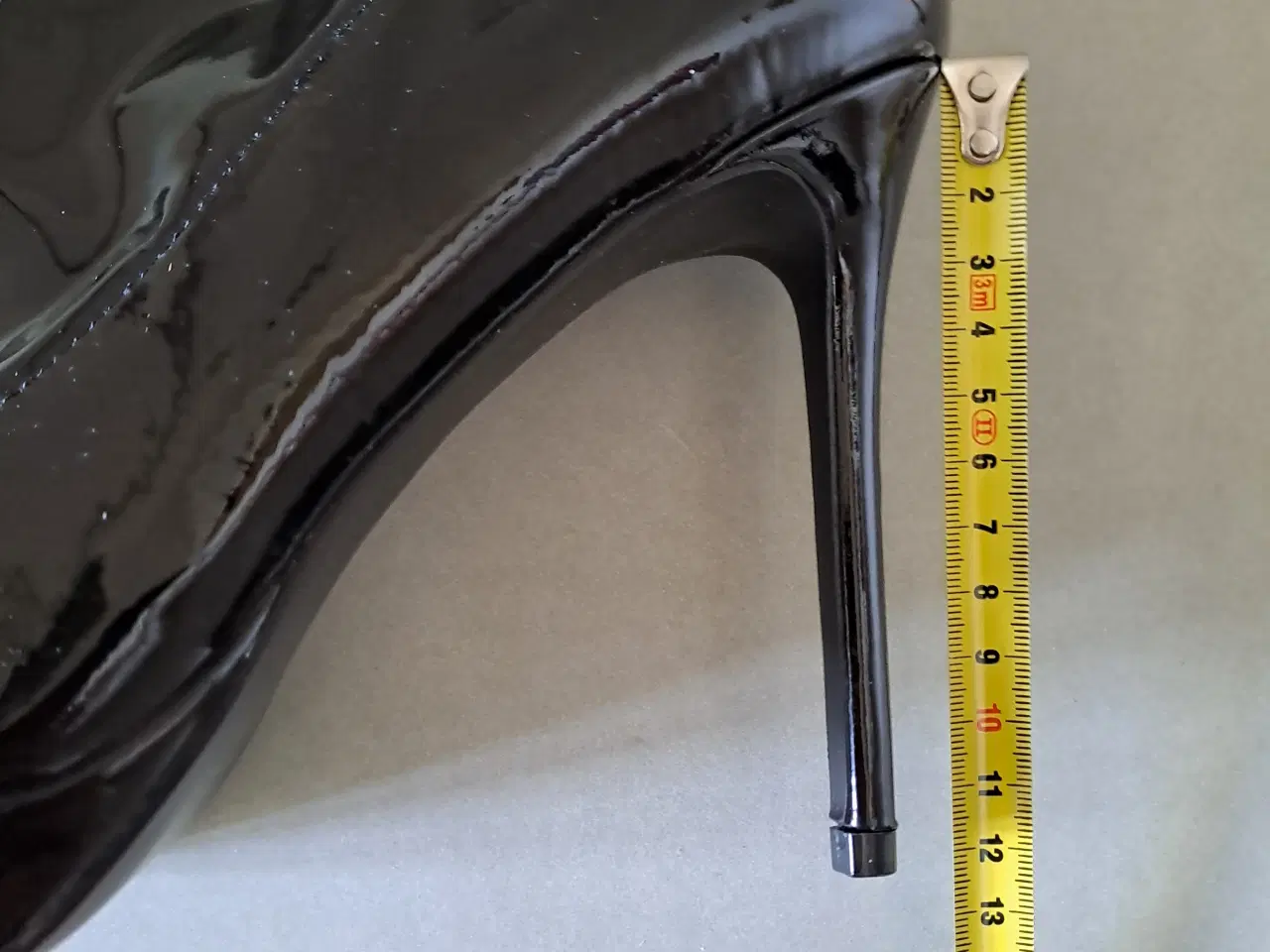 Billede 5 - Nye spejlblanke sorte lak støvler.