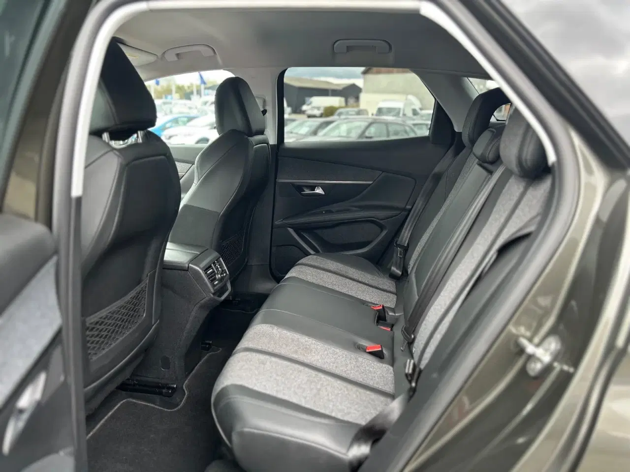 Billede 19 - Peugeot 3008 1,5 BlueHDi 130 Allure