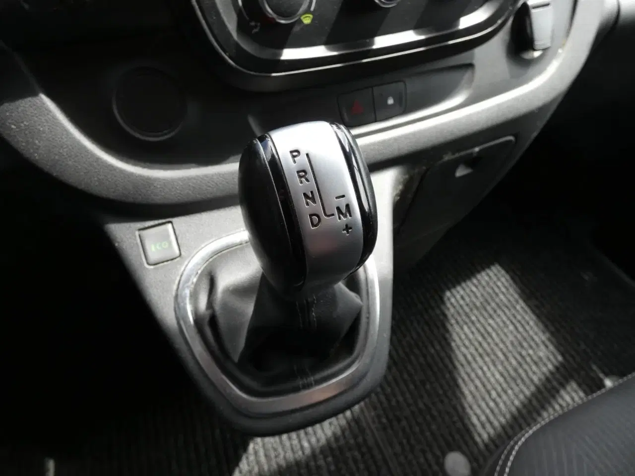 Billede 17 - Renault Trafic T29 L2H1 2,0 DCI 145HK Van 6g Aut.