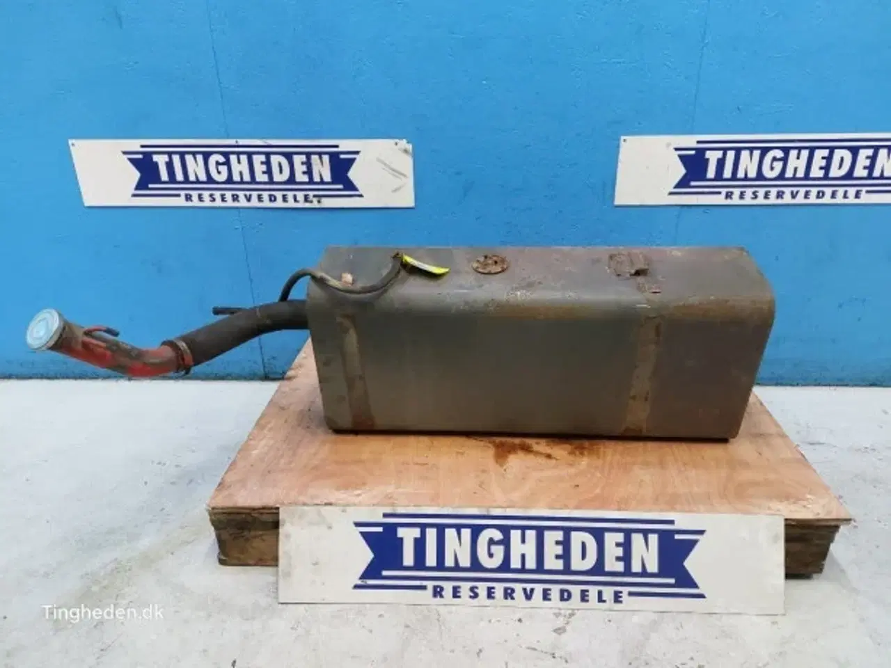 Billede 1 - Massey Ferguson 690 Dieseltank 1679609M91