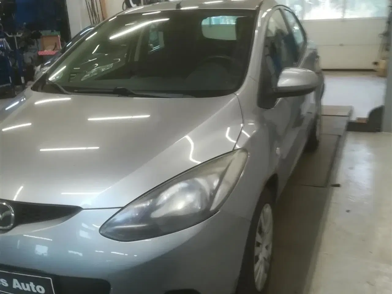 Billede 2 - Mazda 2 1,3 Advance 86HK 5d