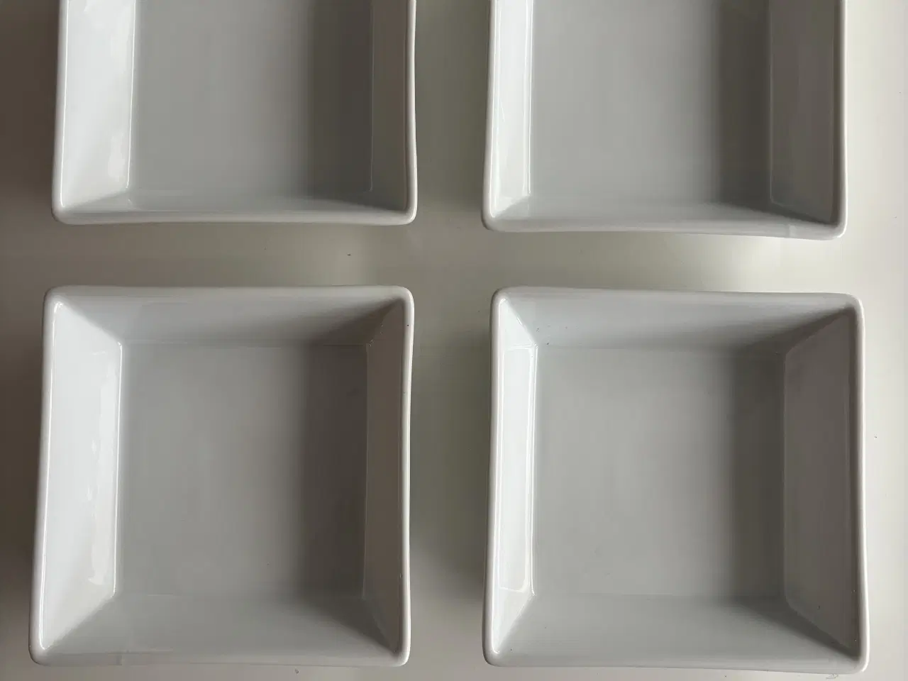 Billede 2 - 4 firkantet skåle