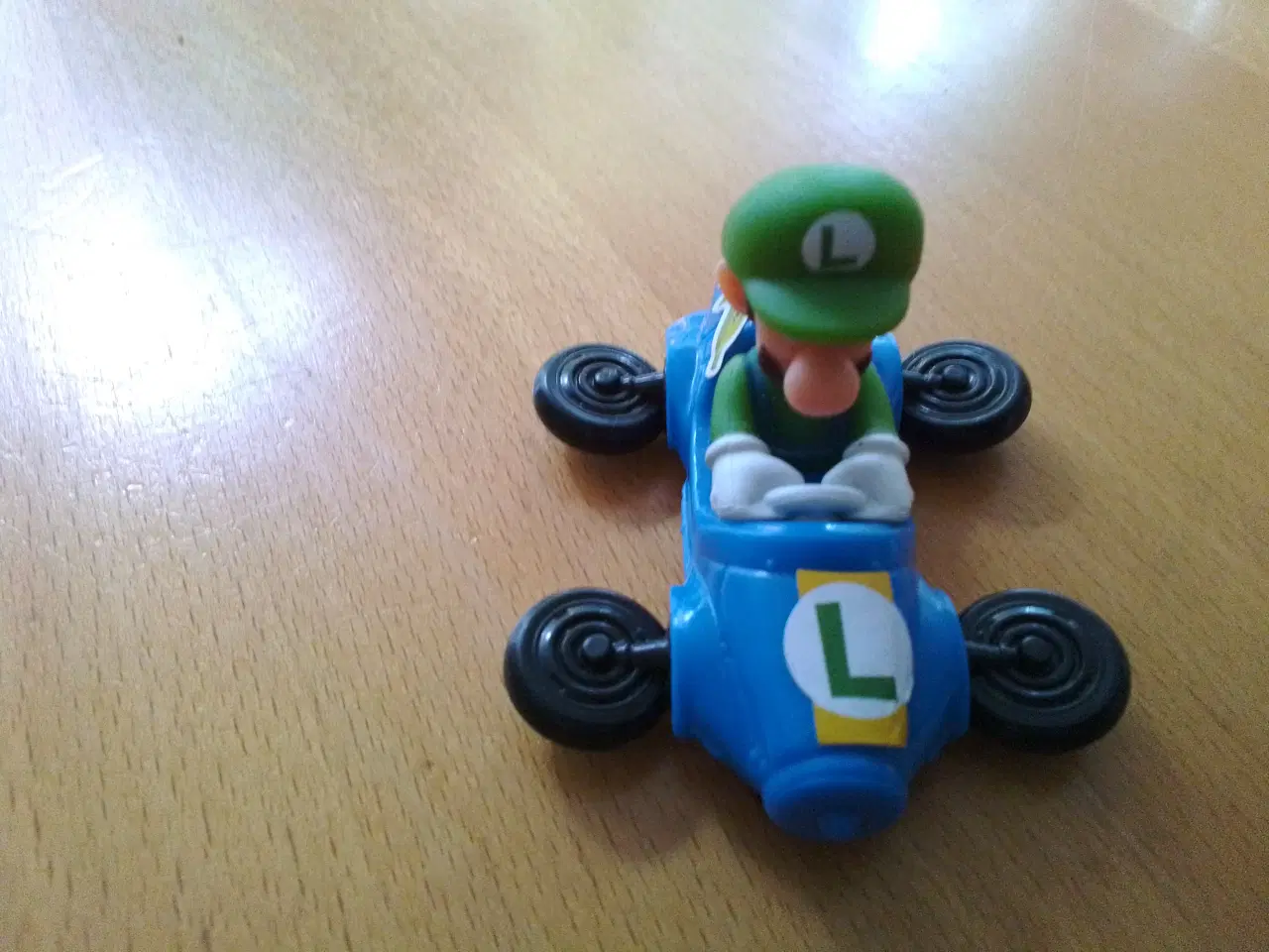 Billede 3 - 2 Luigi fra Mario