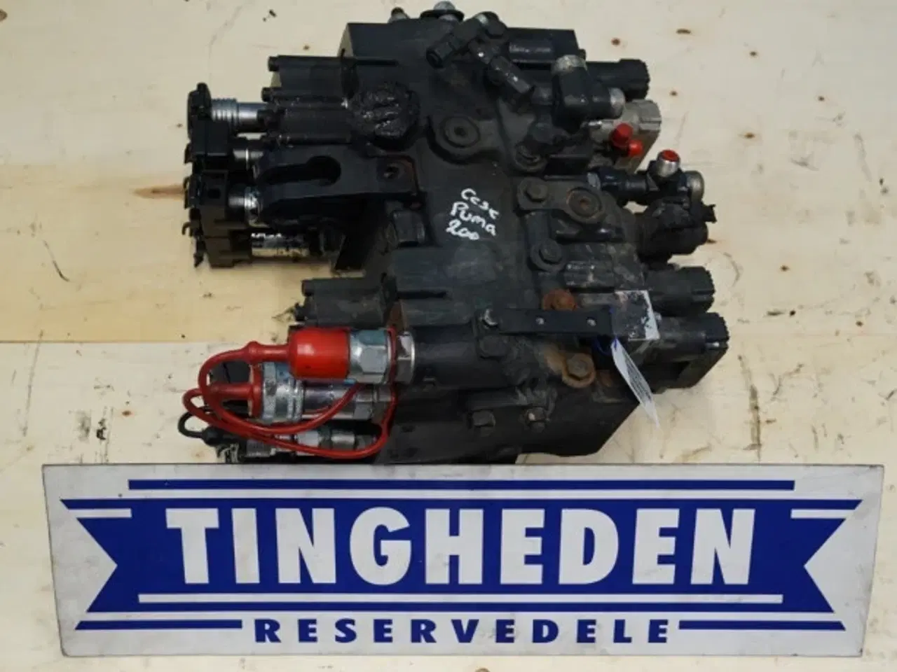 Billede 1 - Case Puma 200CVX Fjernudtagsventiler 51458477