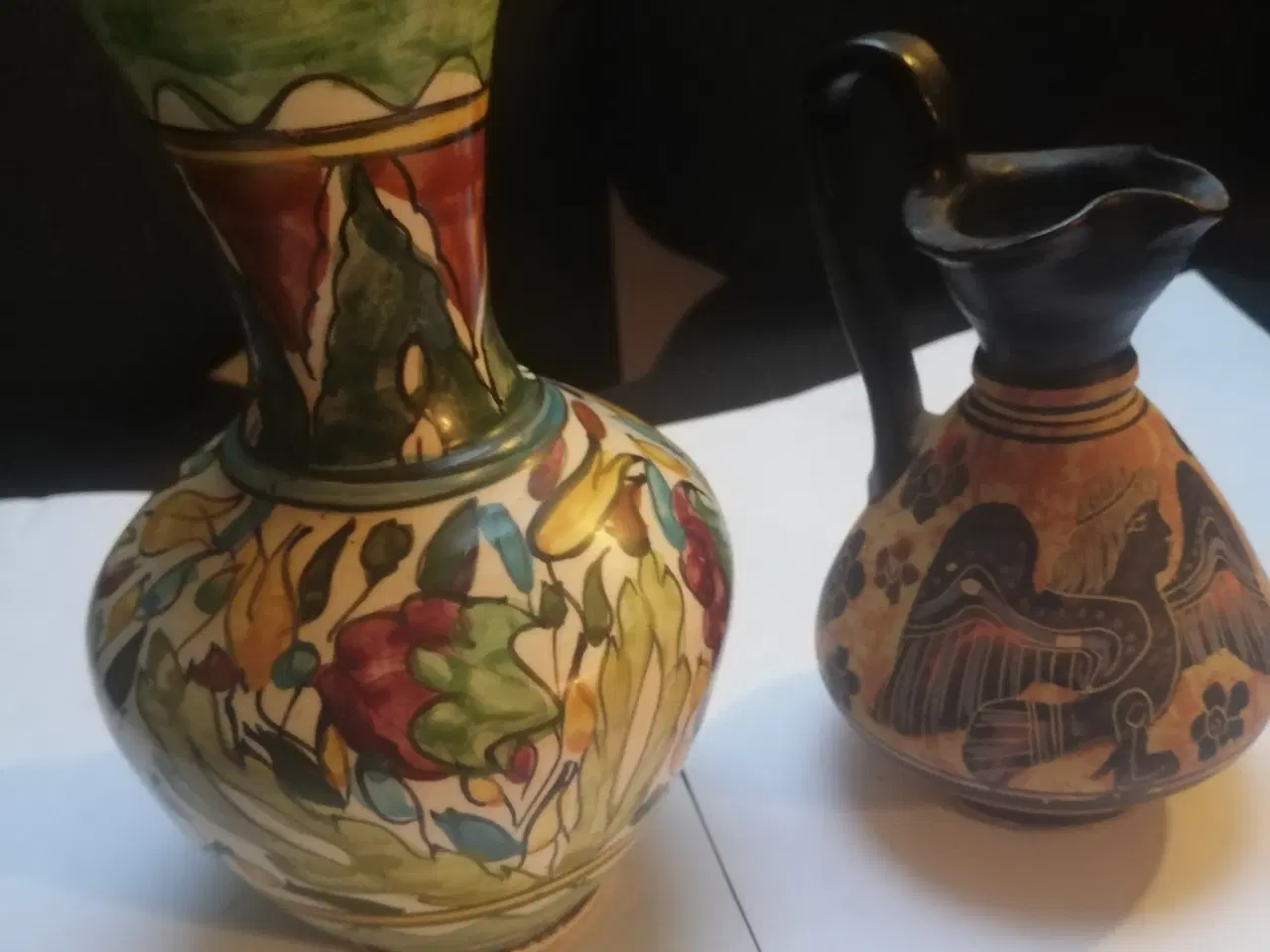 Billede 3 - 2 stk forskellige vaser med hank 