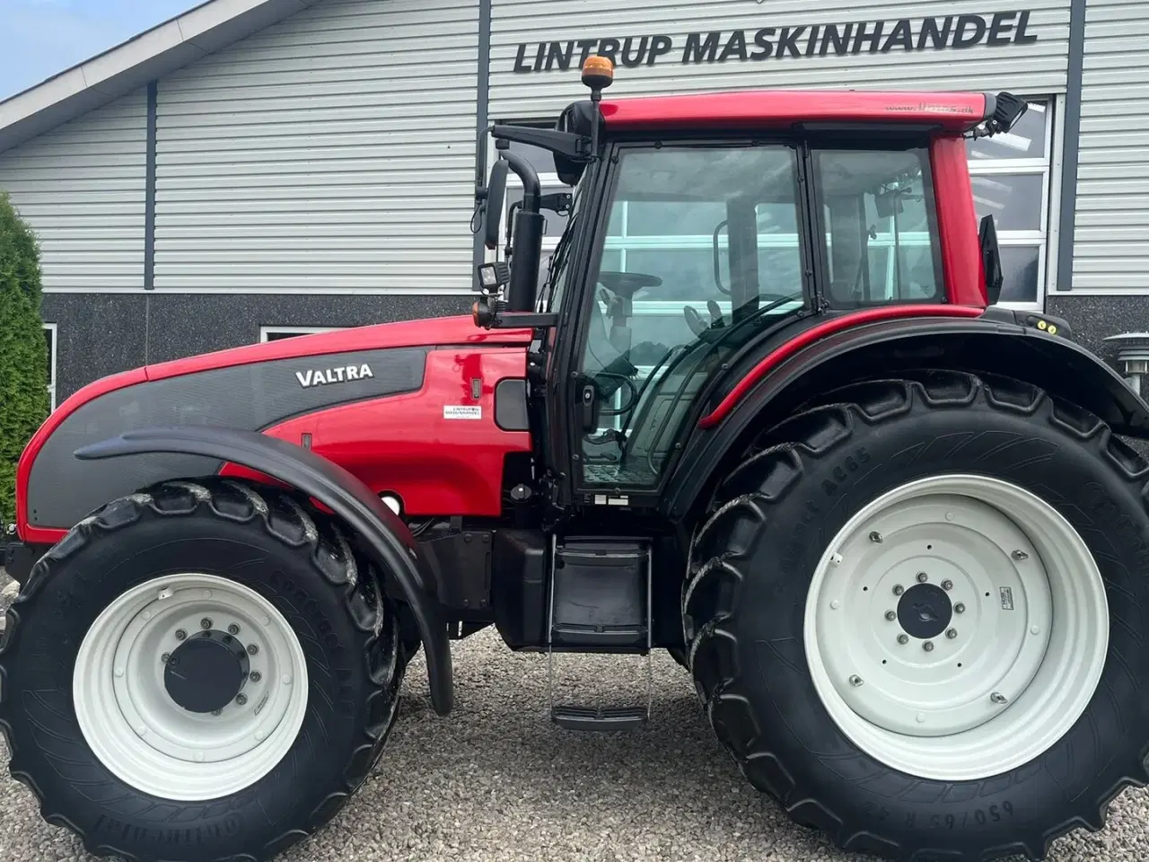 Billede 14 - Valtra T171 Frontlift og fuld affjedring