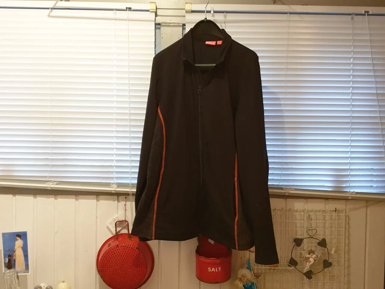 Billede 2 -  Bluser & Jakke & Nattøj SE flere fotos