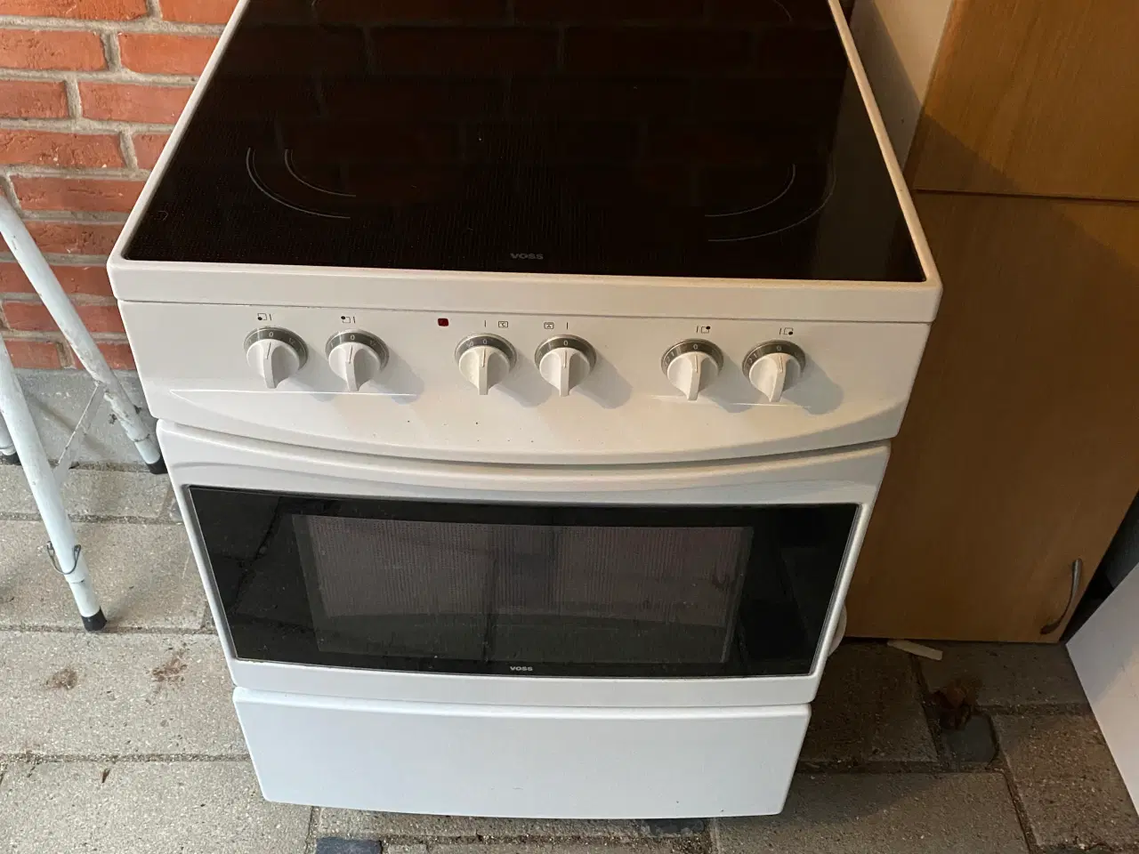 Billede 1 - Komfur med keramisk kogplade