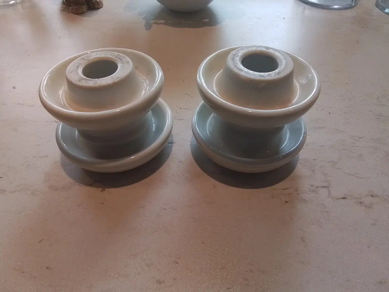 Billede 1 - 2 gamle porcelæns el-klokker 