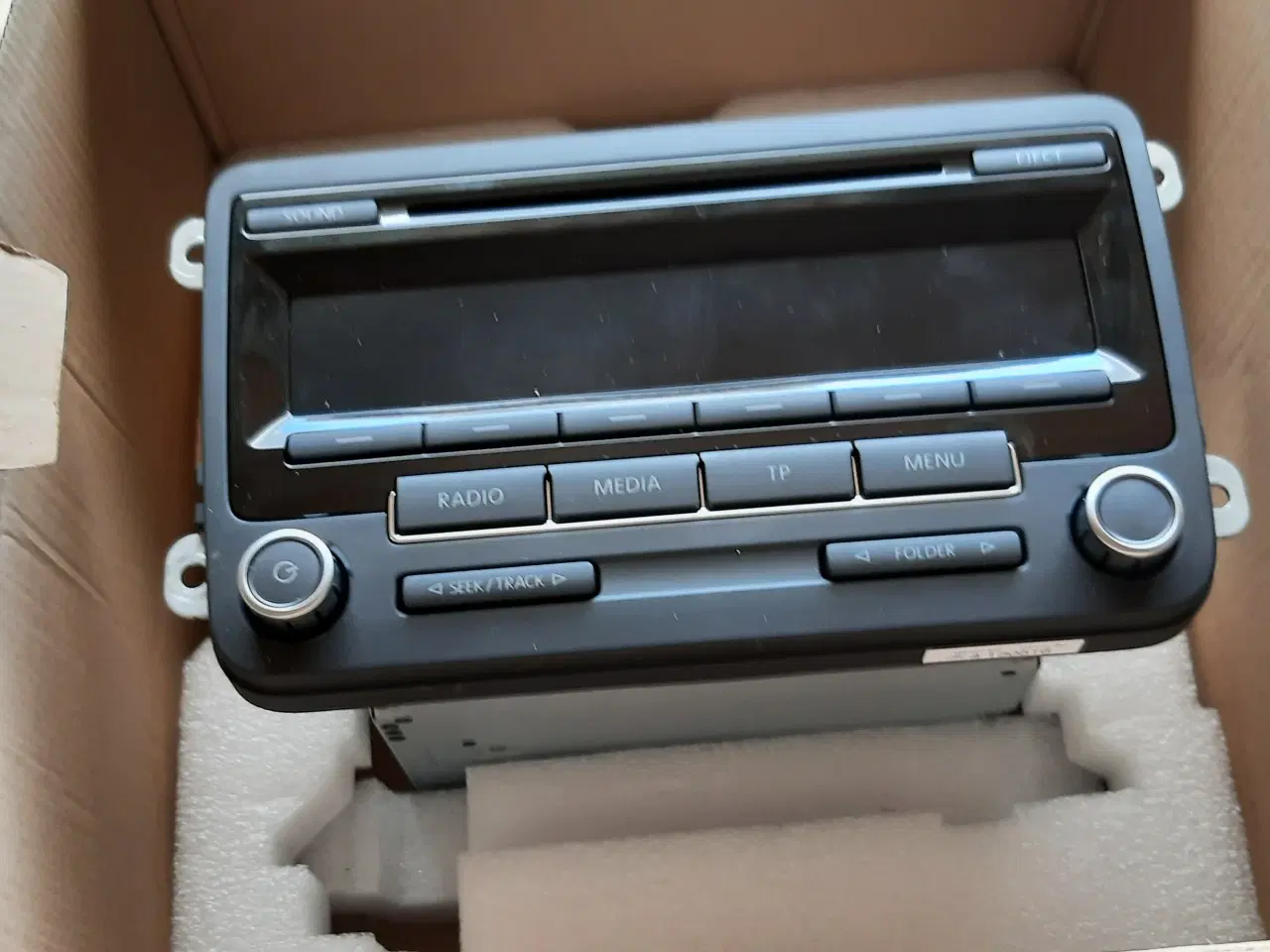 Billede 2 - Bil radio VW polo