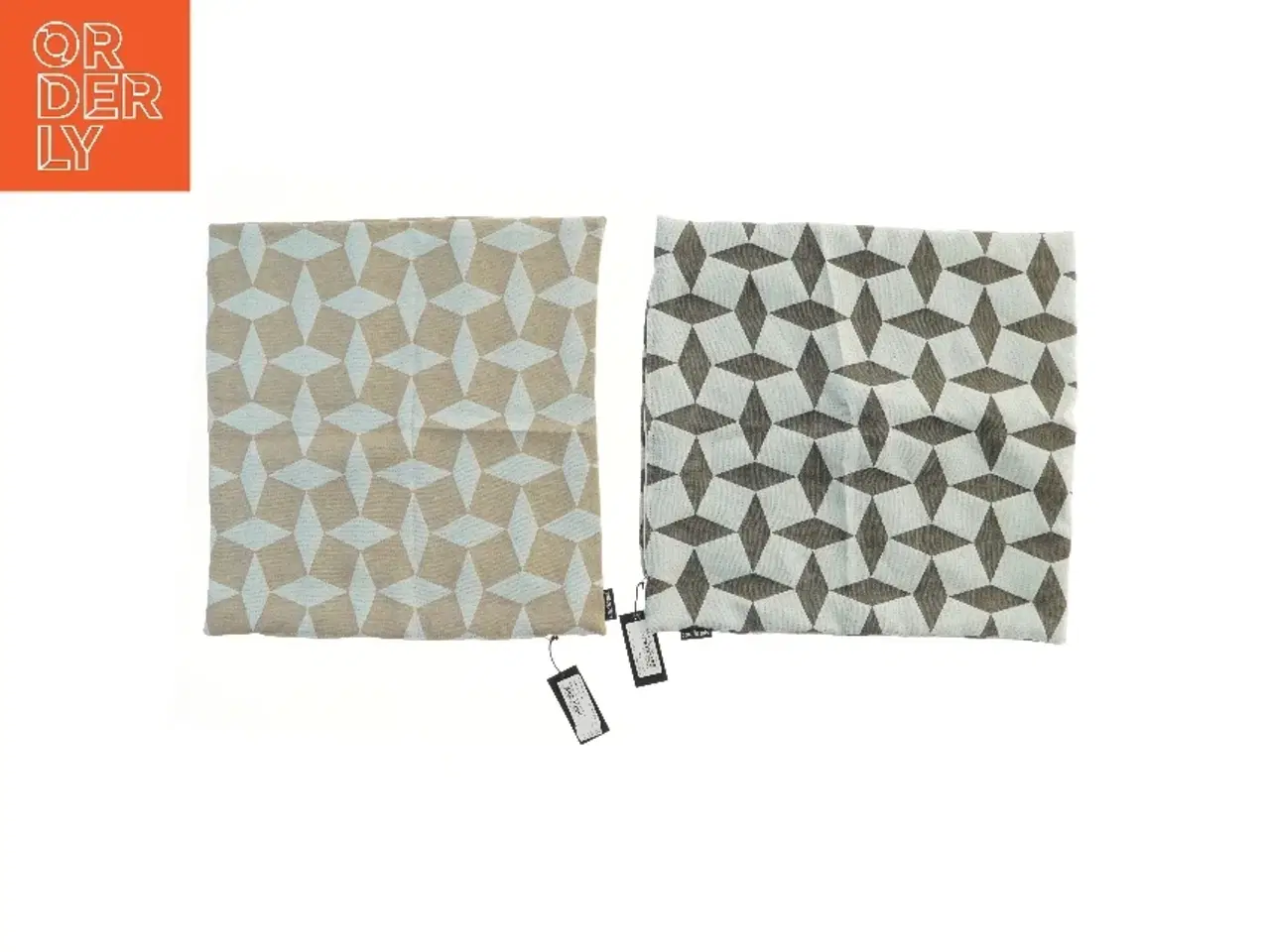 Billede 2 - Sæt af pudebetræk med geometrisk mønster fra Compliments (str. 44x43 cm)