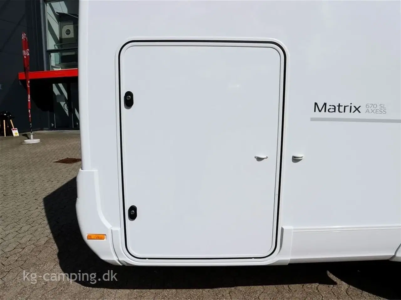 Billede 7 - 2023 - Adria Matrix Axess M670 SL Nu nedsat med kr.72.709 | Enkeltsenge og sænkeseng i forenden.