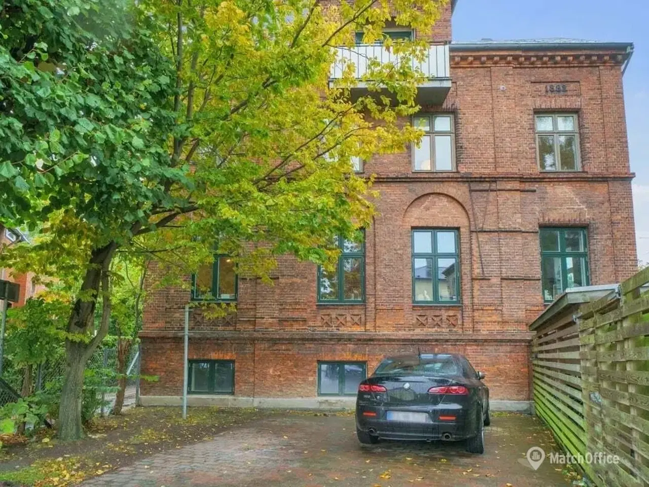 Billede 4 - Udendørs parkering i fredeligt kvarter