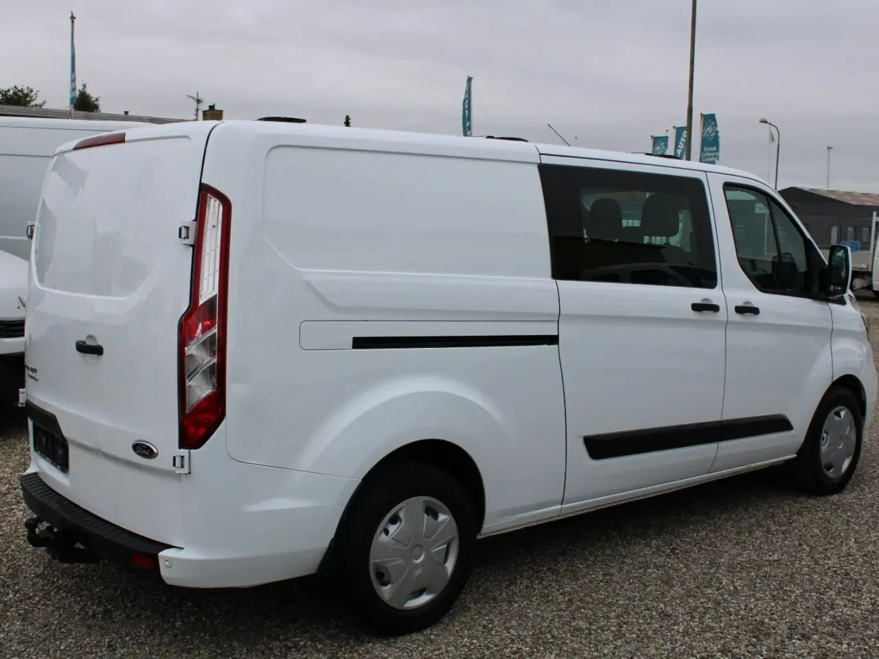 Billede 8 - Ford Transit Custom 320L 2,0 TDCi 130 Mandskabsvogn