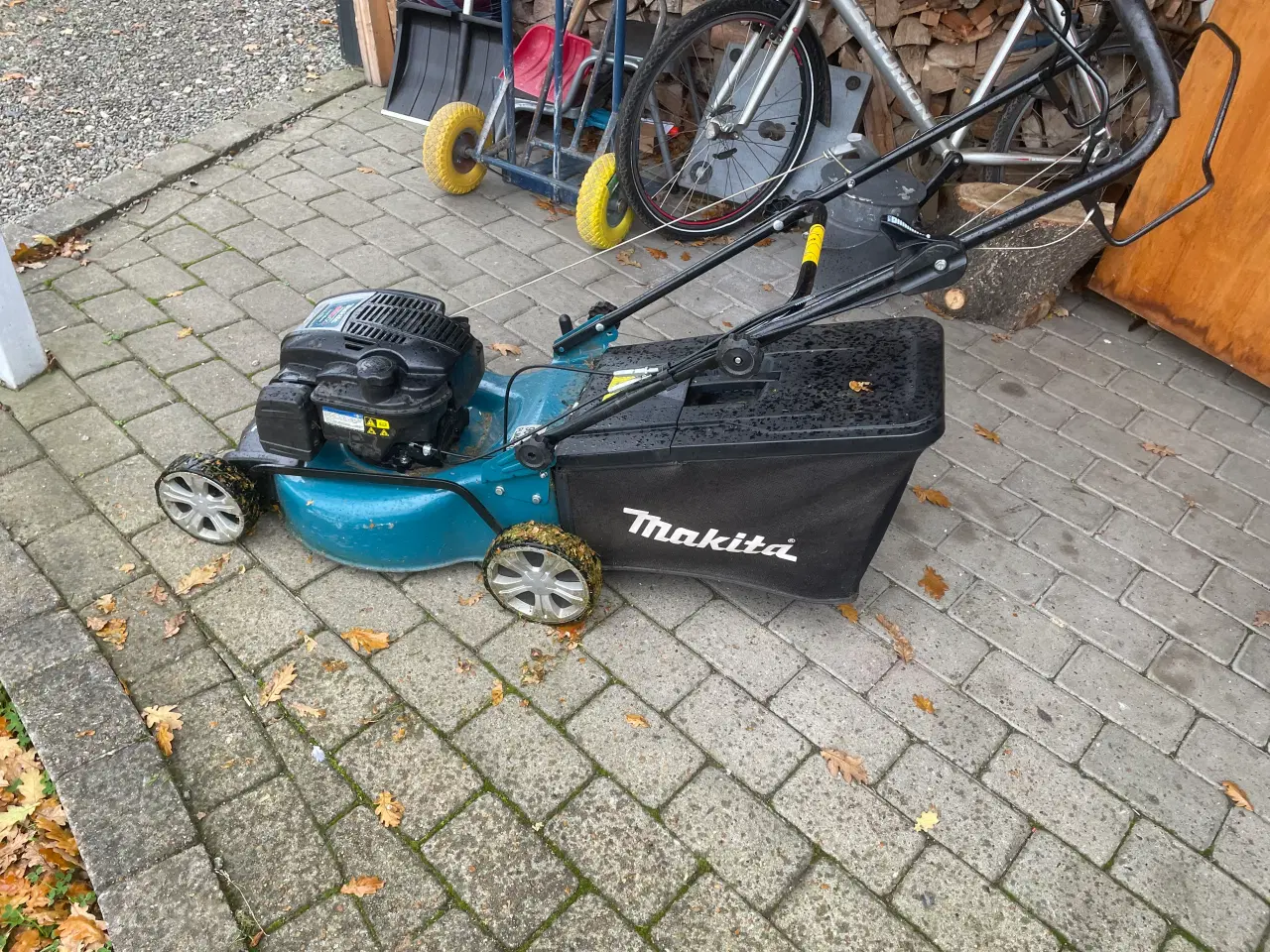 Billede 5 - Makita Plæneklipper Briggs Startton motor