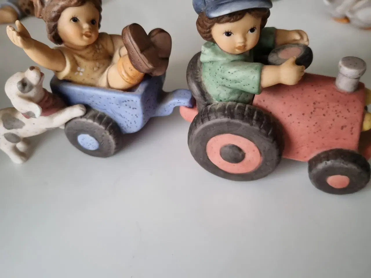 Billede 2 - Goebel figurer