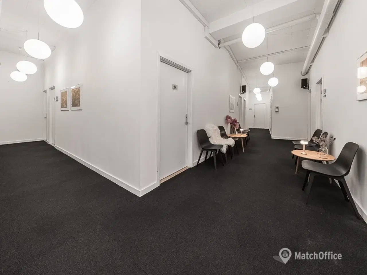 Billede 11 - Kontorlejemål med udsigt til Vor Frue Kirke - tæt på Gammeltorv