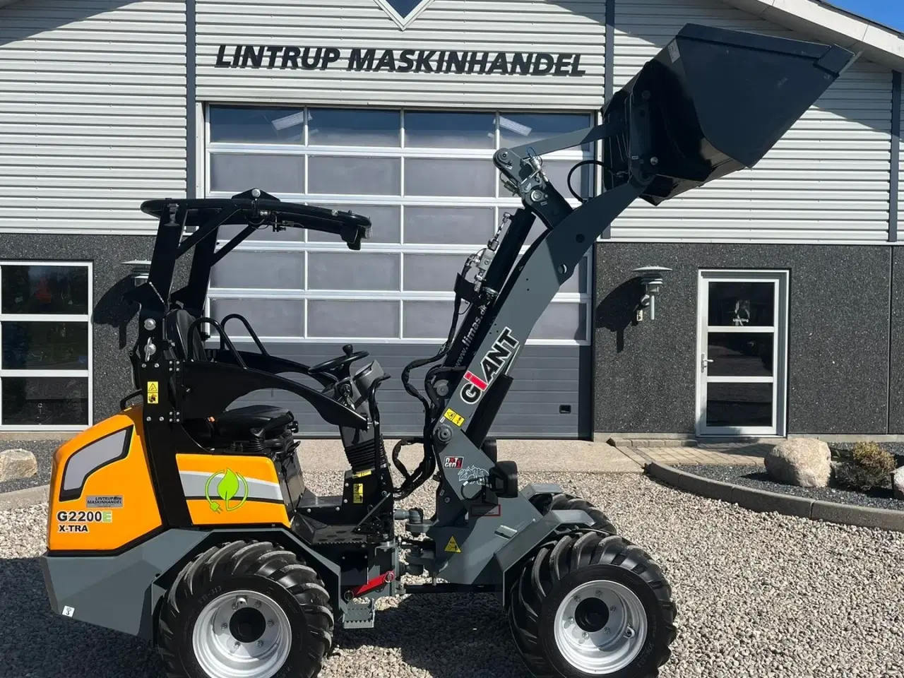 Billede 14 - Giant G2200E X-tra E Elektrisk minilæsser. DEN HAR KUN KØRT DEMO OG ER SOM NY