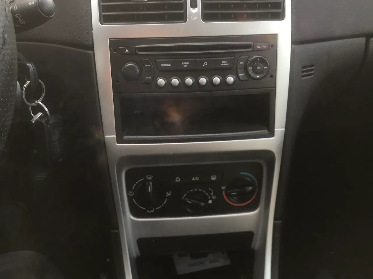 Billede 9 - Ny synt Peugeot 307  1,6 I St. Car 2007  Km kun 21
