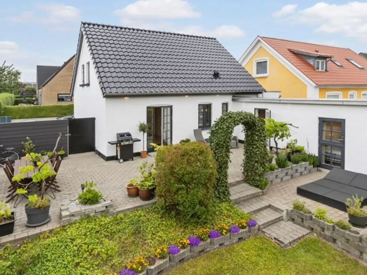 Billede 1 - 🏡Hyggeligt byhus på rolig vej i 9230 Svenstrup. 