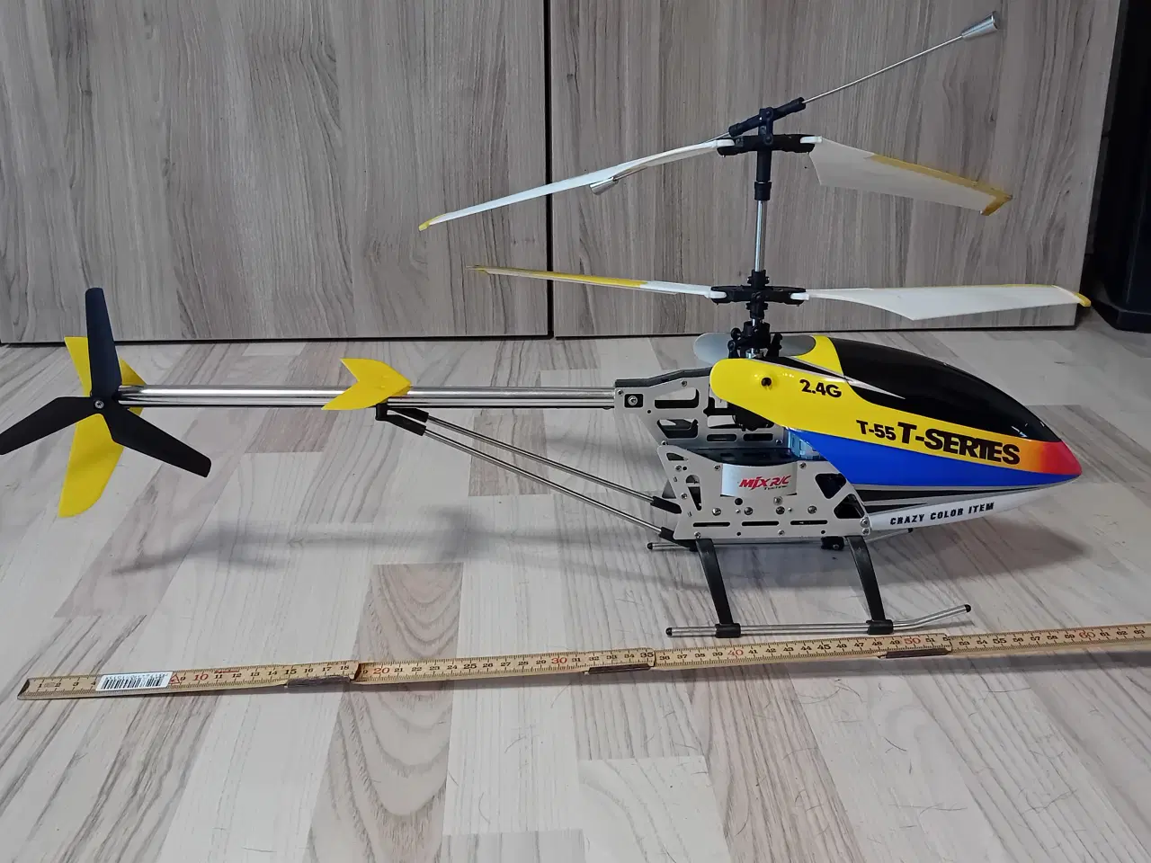 Billede 4 - Fjernstyret drone samt 4 mindre helicopter