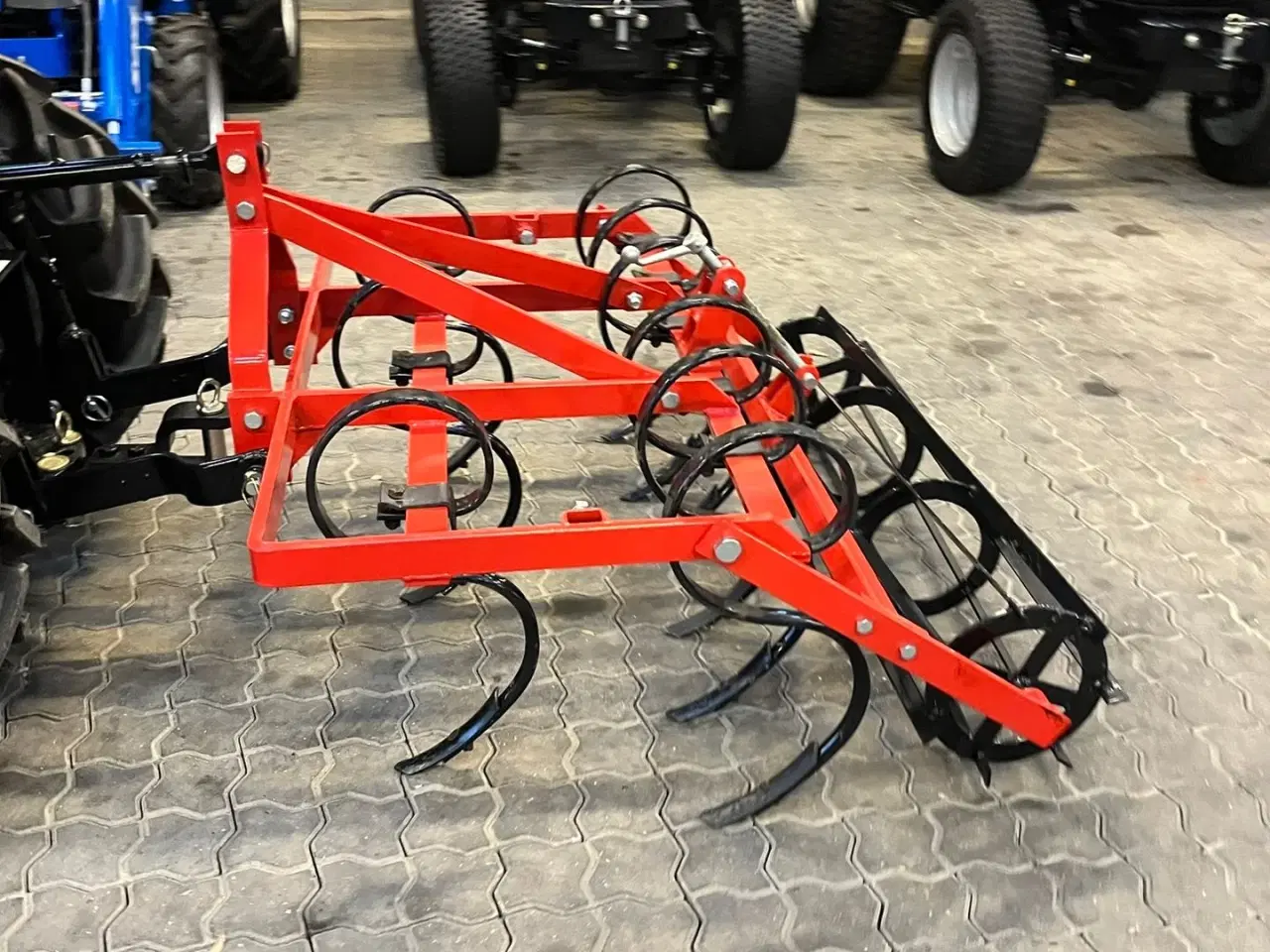 Billede 3 - DK-TEC Såbedsharve Fabriksny 120cm med efterruller som er justerbare i højden.