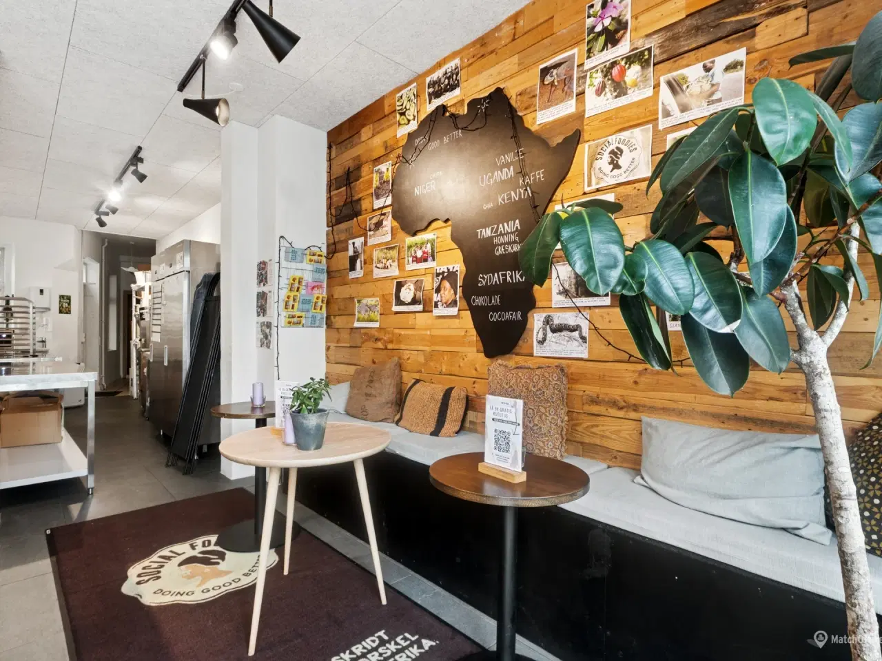 Billede 5 - I hjertet af Nørrebro og midt på Sankt Hans Torv udbydes charmerende butikslejemål