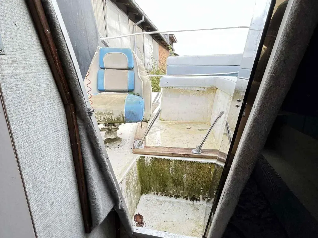 Billede 3 - Bayliner 2455 (Projektbåd)