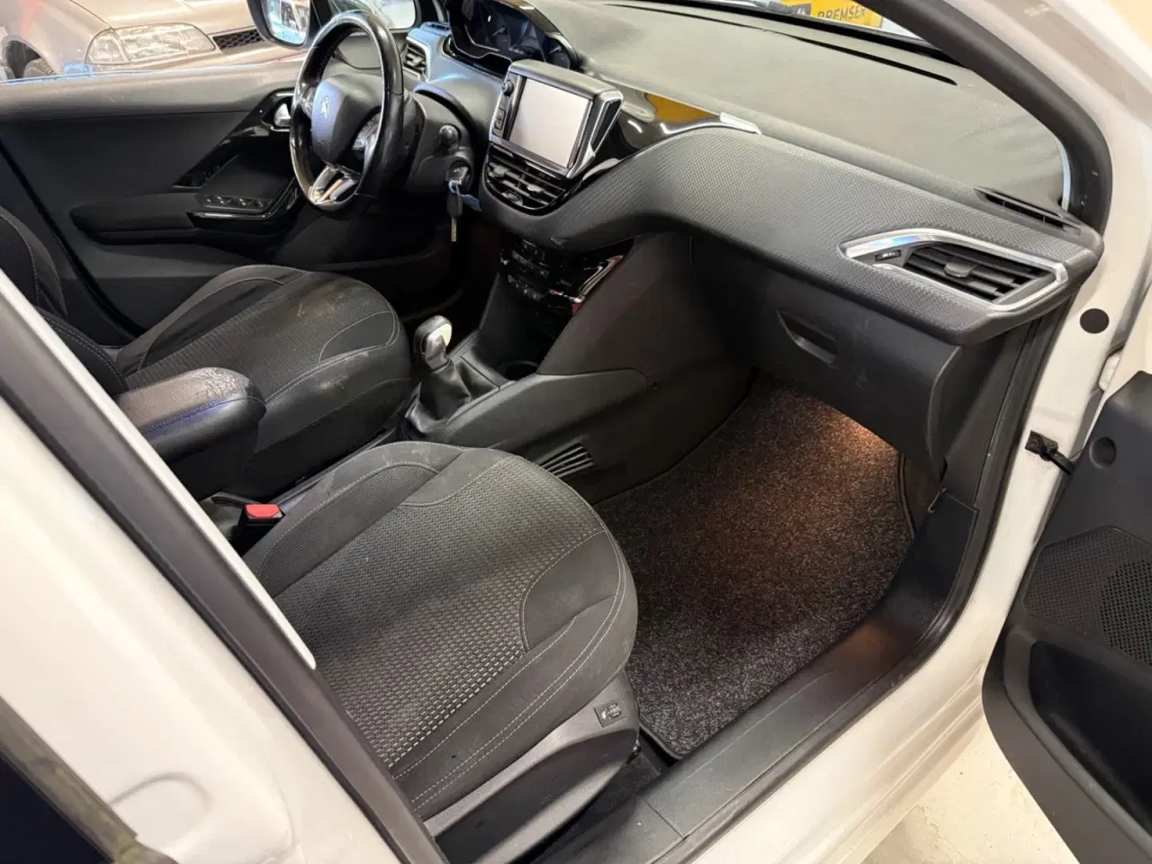 Billede 7 - Peugeot 208 1,6 BlueHDi 100 Desire Sky