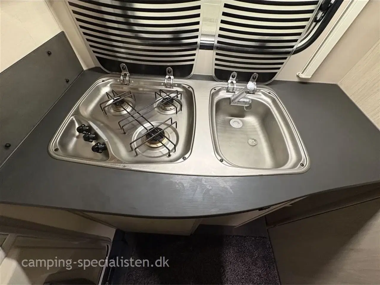 Billede 8 - 2018 - Caravelair Antares 335 Caravelair Antares 335 2018 - Lav vægt! - Se den nu hos Camping-Specialisten.dk