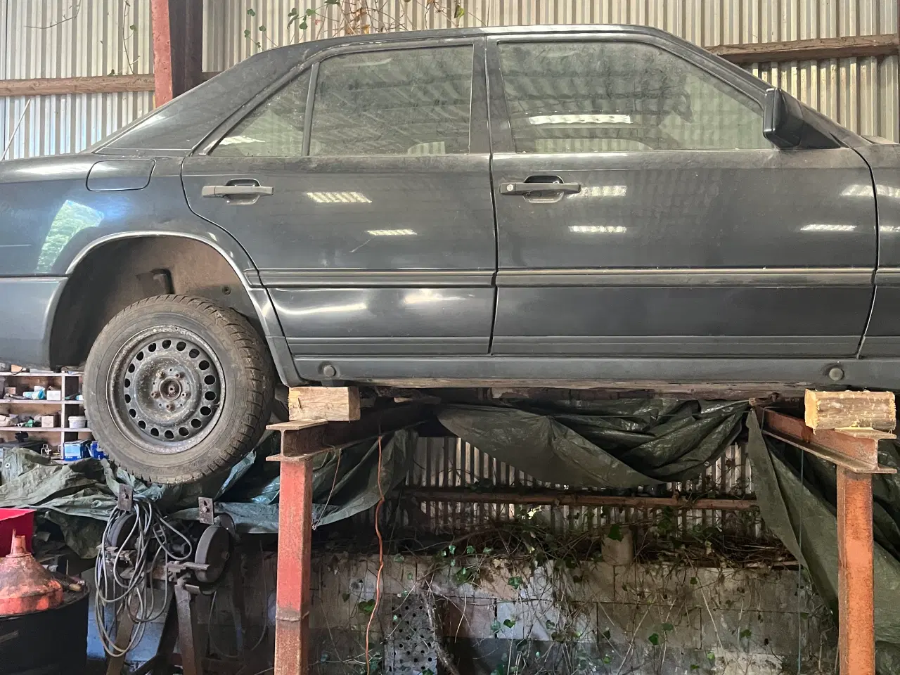 Billede 2 - Mercedes 300 E årg  1988