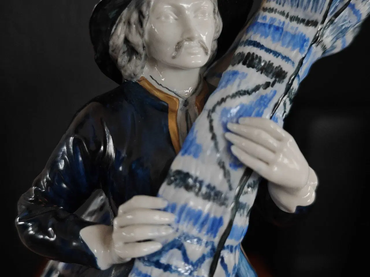 Billede 5 - Porcelænsfigur Fabriz Tæppehandler