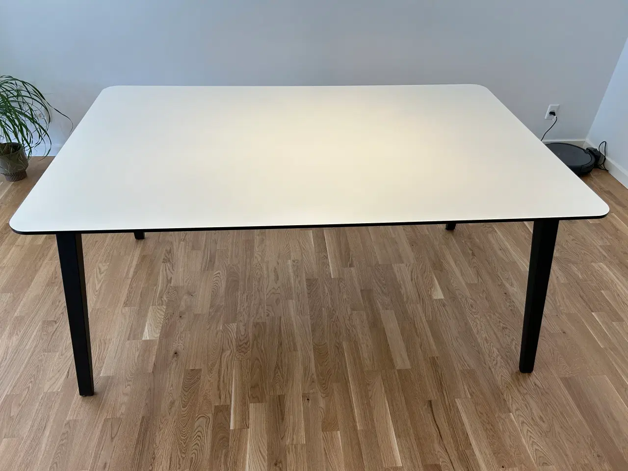 Billede 5 - Højtryks laminat spisebord