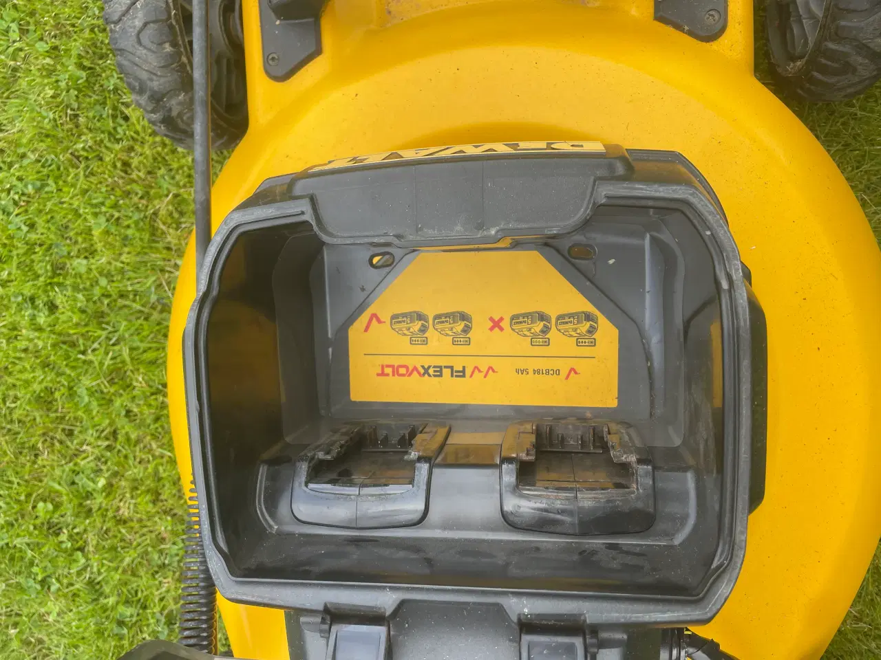 Billede 6 - Dewalt plæneklipper 