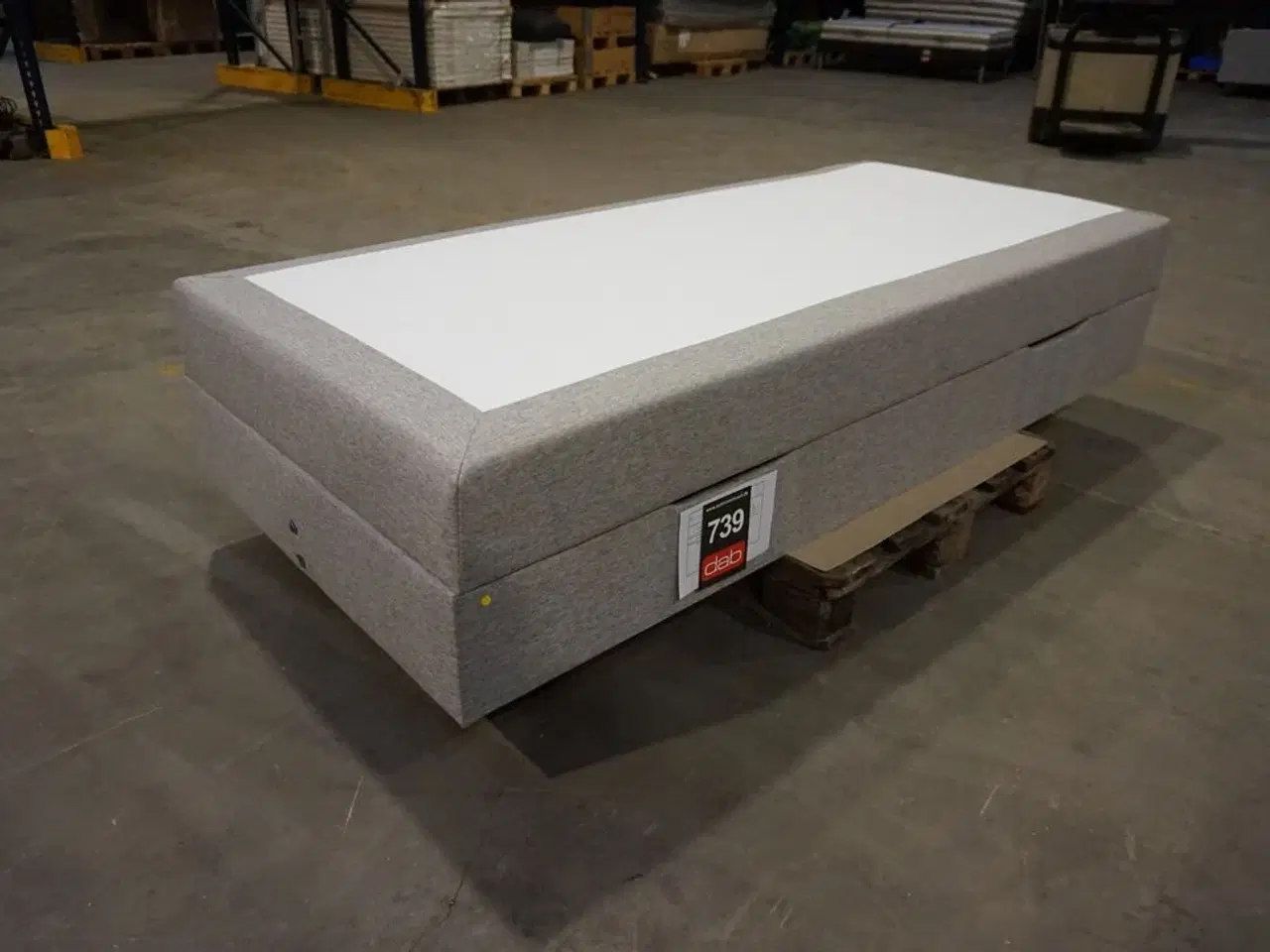 Billede 4 - Nordisk fjer B90 seng med opbevaring 90x200 cm Lysegrå