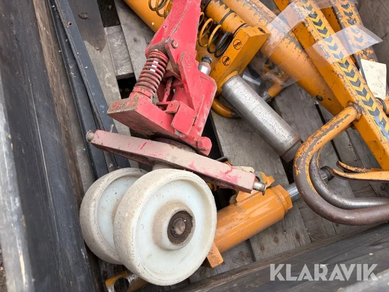Billede 11 - Truck hjul med blandet tilbehør.