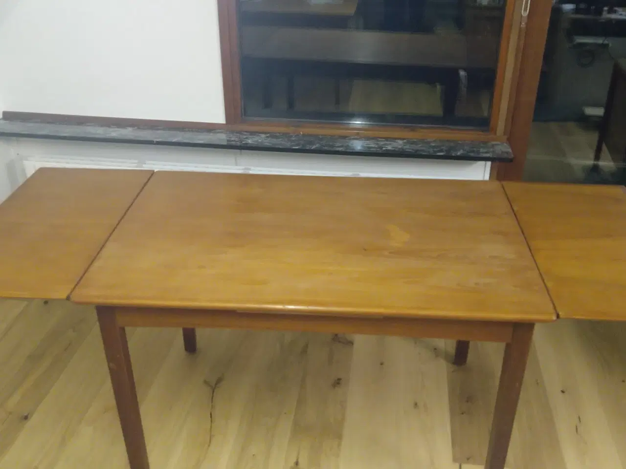 Billede 2 - Teaktræs bord