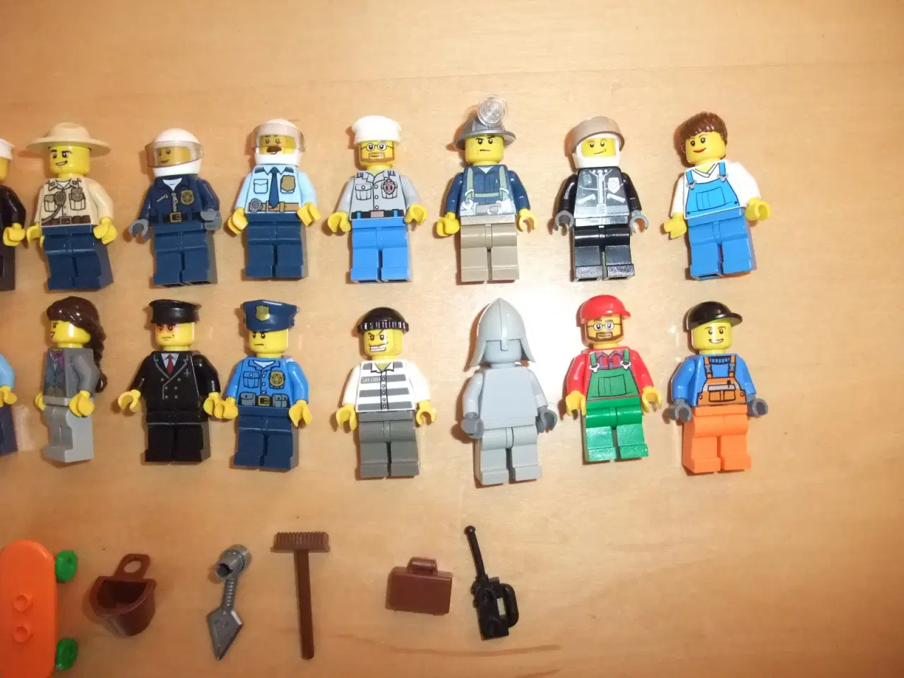Billede 3 - Lego City Figurer+Tilbehør