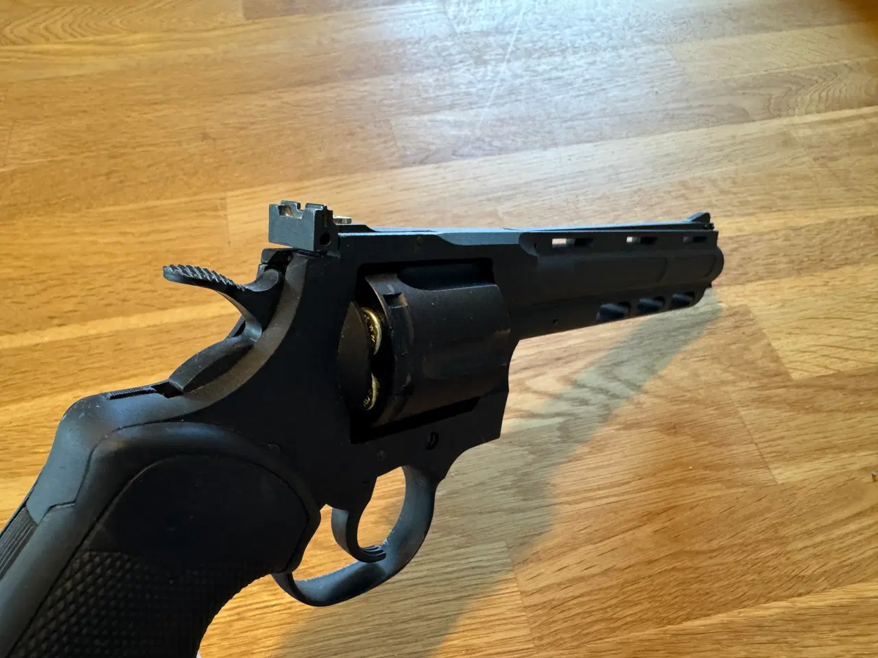 Billede 3 - Airsoft hardball revolver pistol - Kings Arms