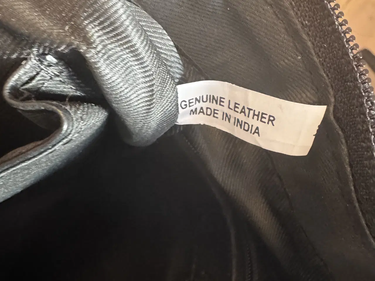 Billede 7 - Taske i sort skind