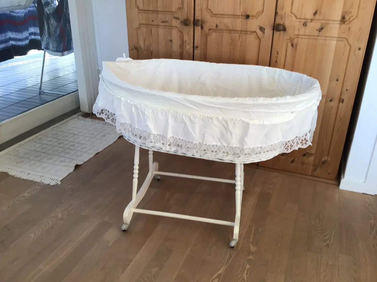 Billede 2 - Baby kurvevugge