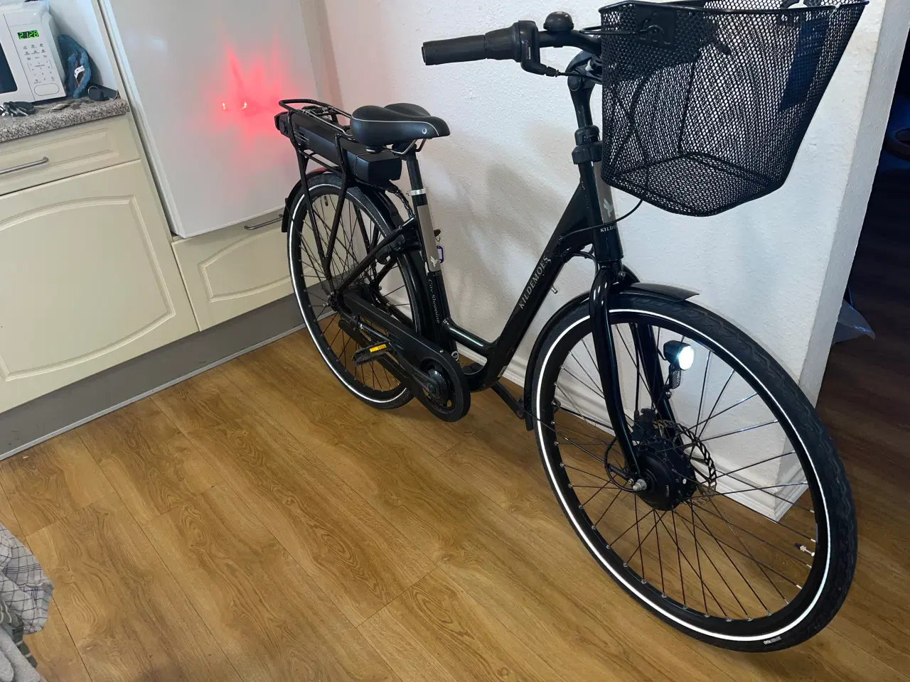 Billede 4 - flot Kildemoes dame elcykel 28"  7 gear. 