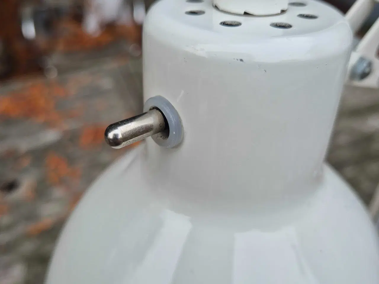 Billede 3 - Hvid arkitektlampe fra Luxo med parabolskærm