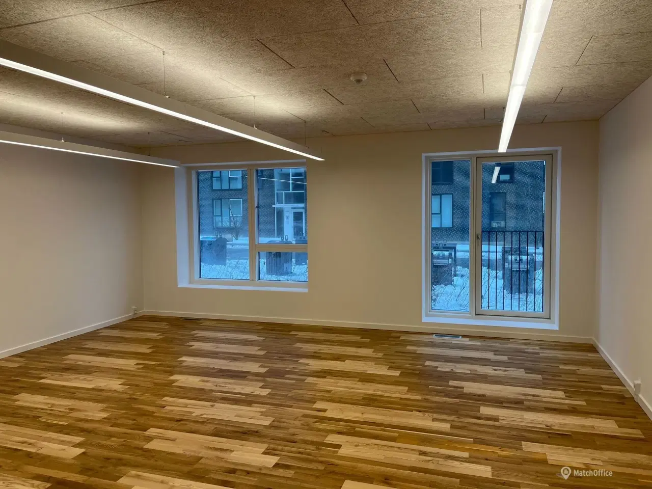 Billede 7 - Lyst kontorlokale med eget køkken og bad – tæt på metro