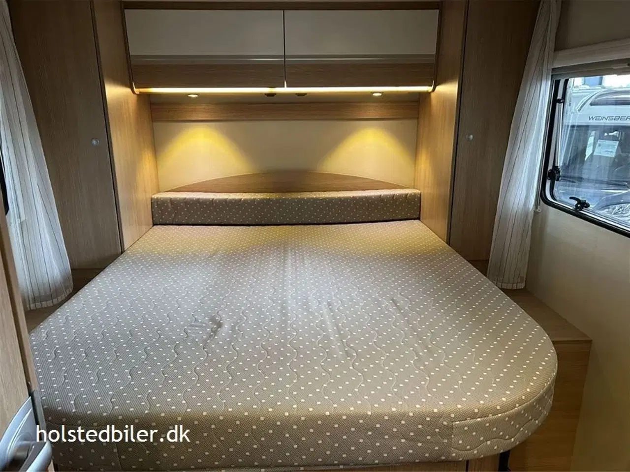 Billede 15 - 2016 - SunLight T 69 L   Automatgear - queensbed - udstyr.