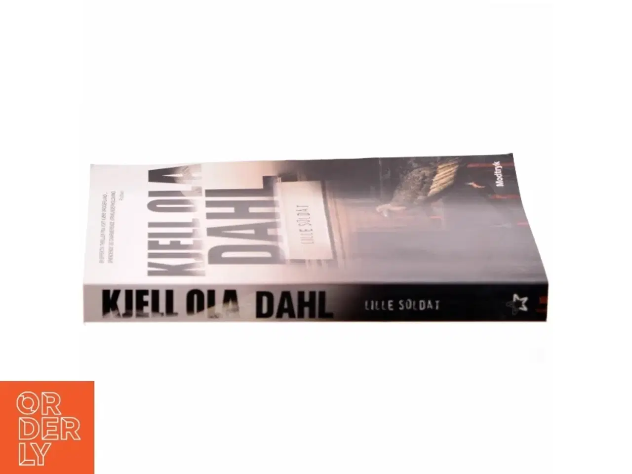 Billede 2 - Lille soldat af Kjell Ola Dahl (Bog)