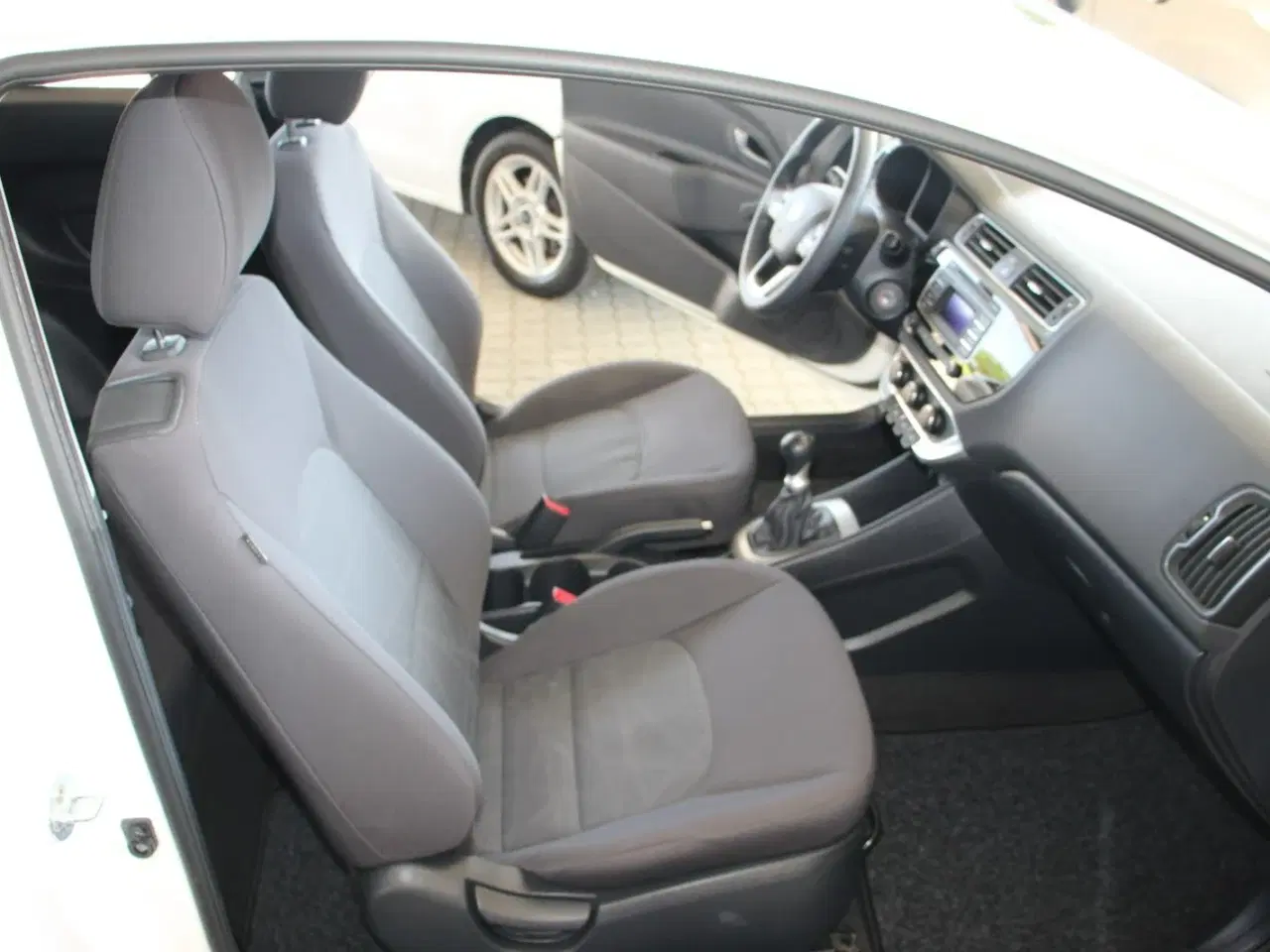 Billede 10 - Kia Rio 1,2 CVVT Base