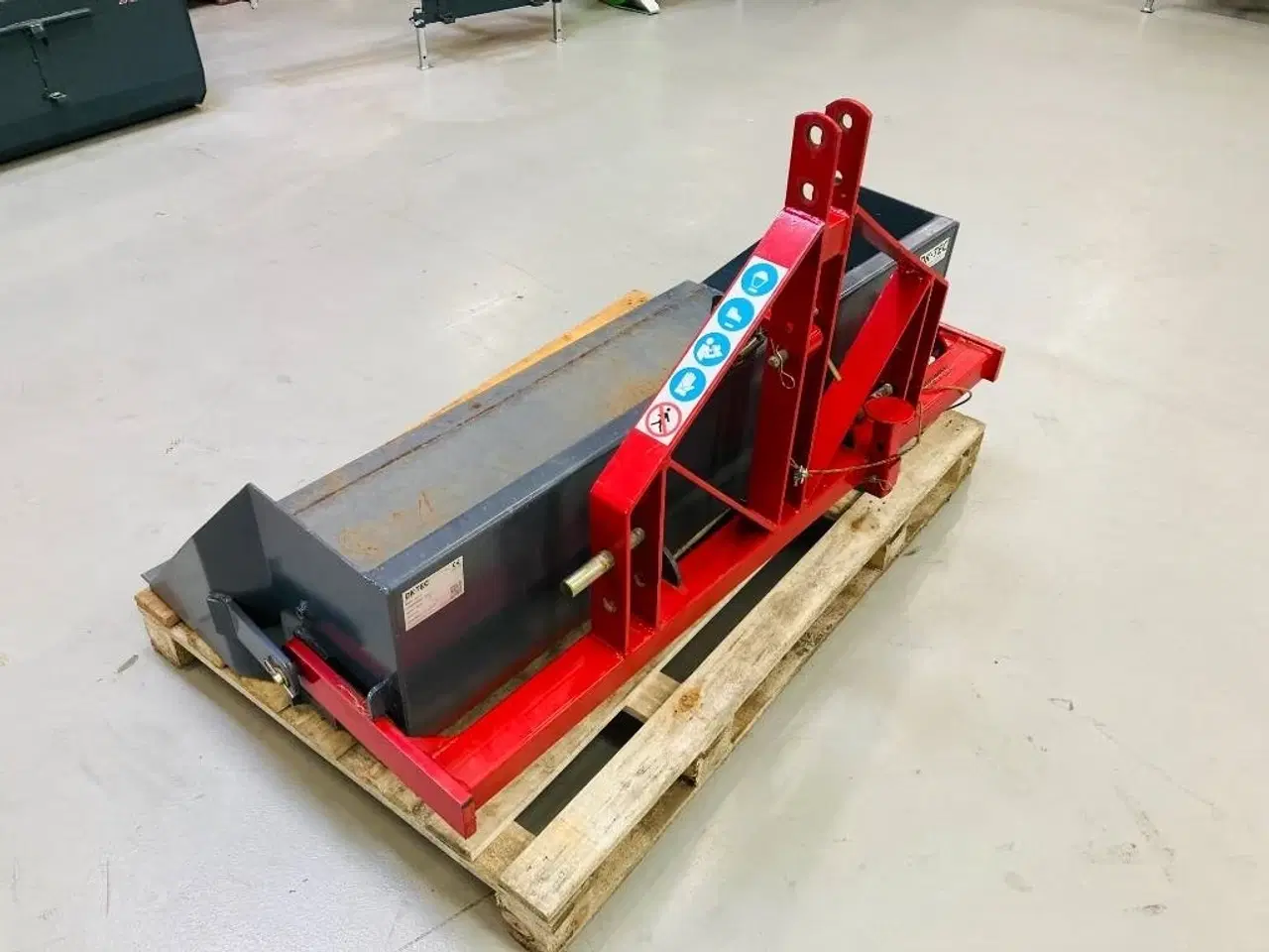 Billede 4 - Dk-Tec Bagtipskovl 160 cm