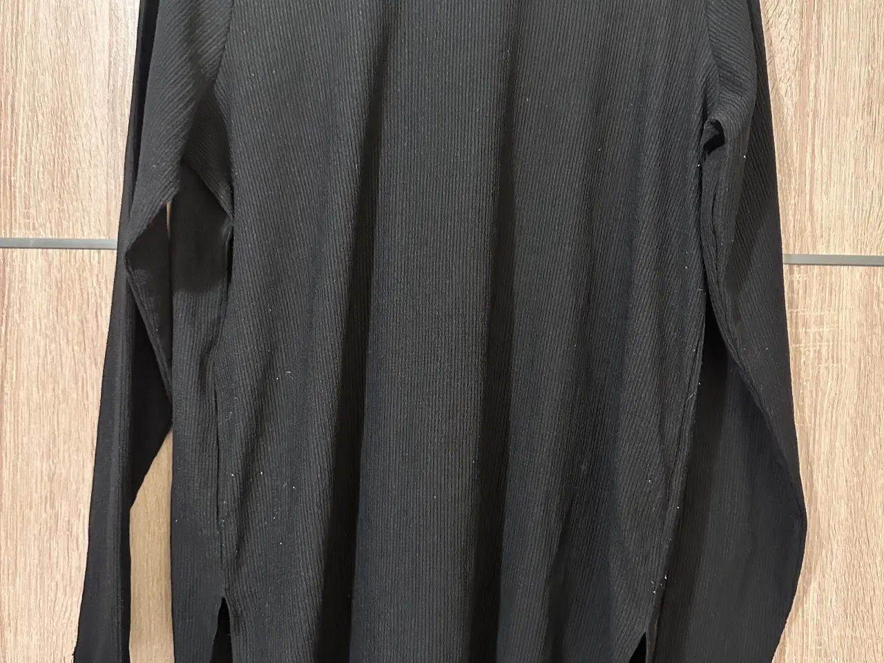 Billede 5 - Sort basic bluse -  str. M